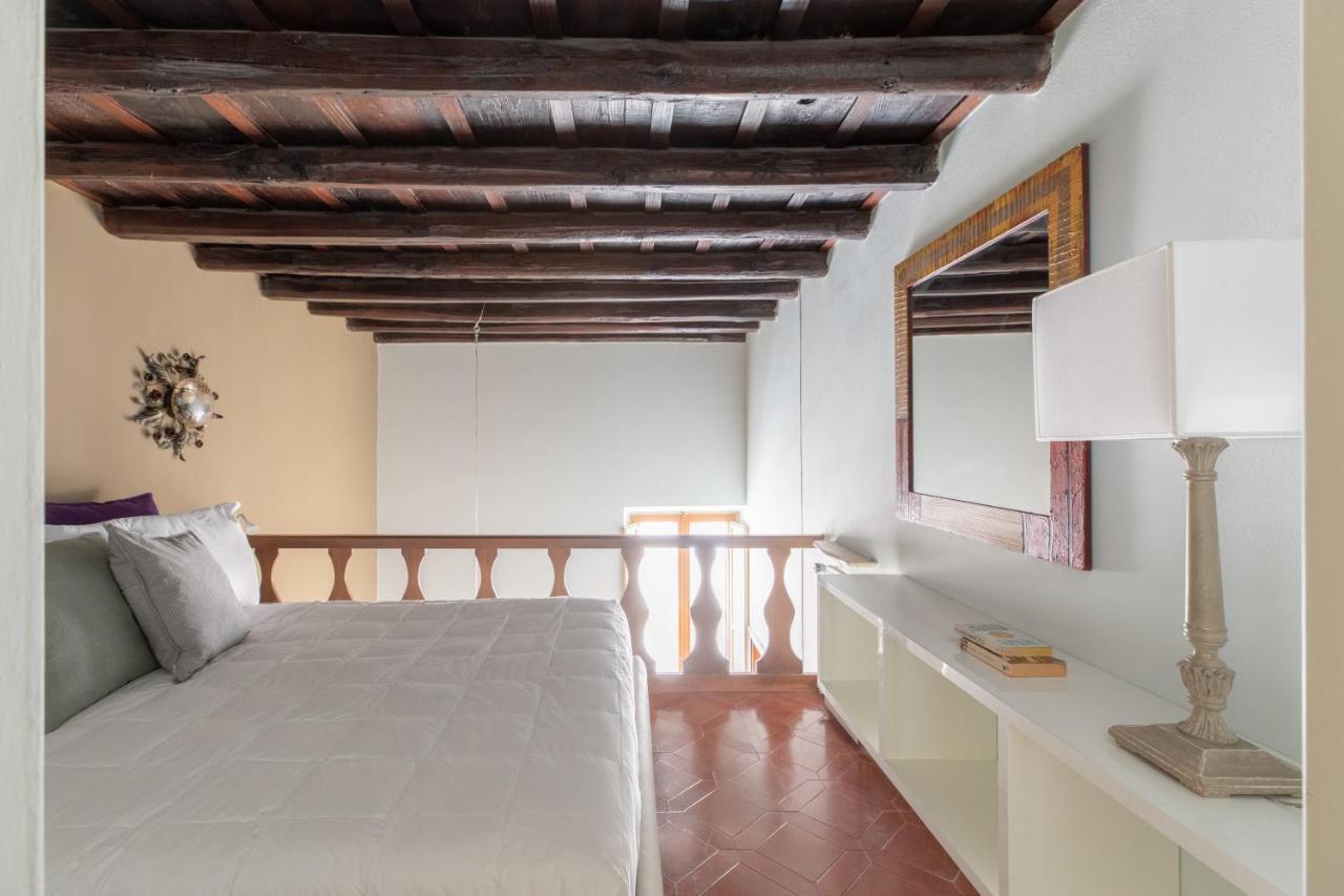 Iflat Pantheon Historic Two-Story Apartment Rom Exterior foto